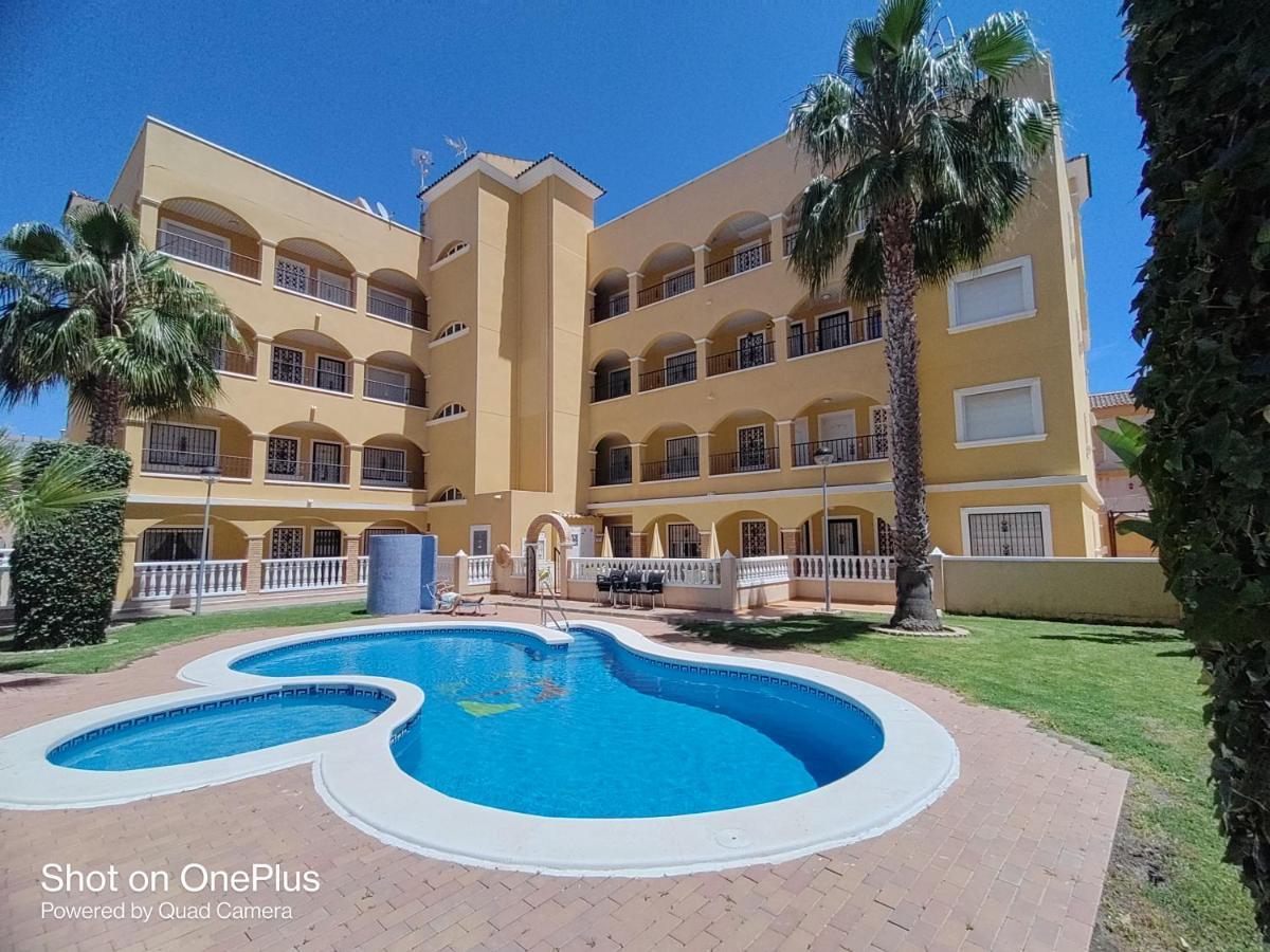 Apartment Fontana Golf Villamartin Dehesa de Campoamor  المظهر الخارجي الصورة