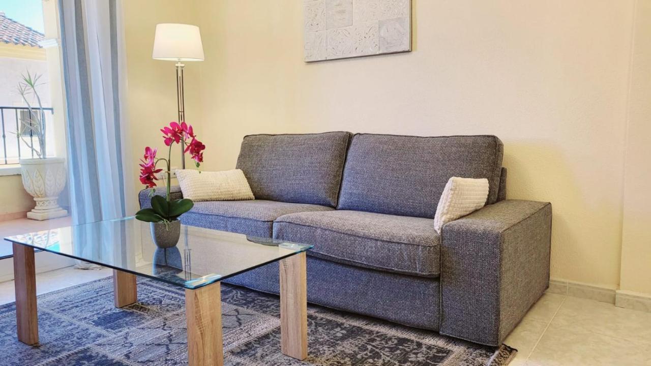 Apartment Fontana Golf Villamartin Dehesa de Campoamor  المظهر الخارجي الصورة